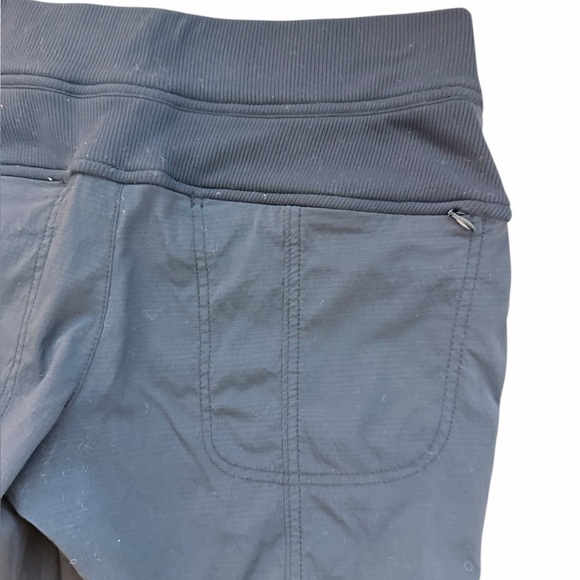 Athleta Trekkie Hiking Athletic Pant Outdoor Travel Zip Pockets Straight - Picture 4 of 10